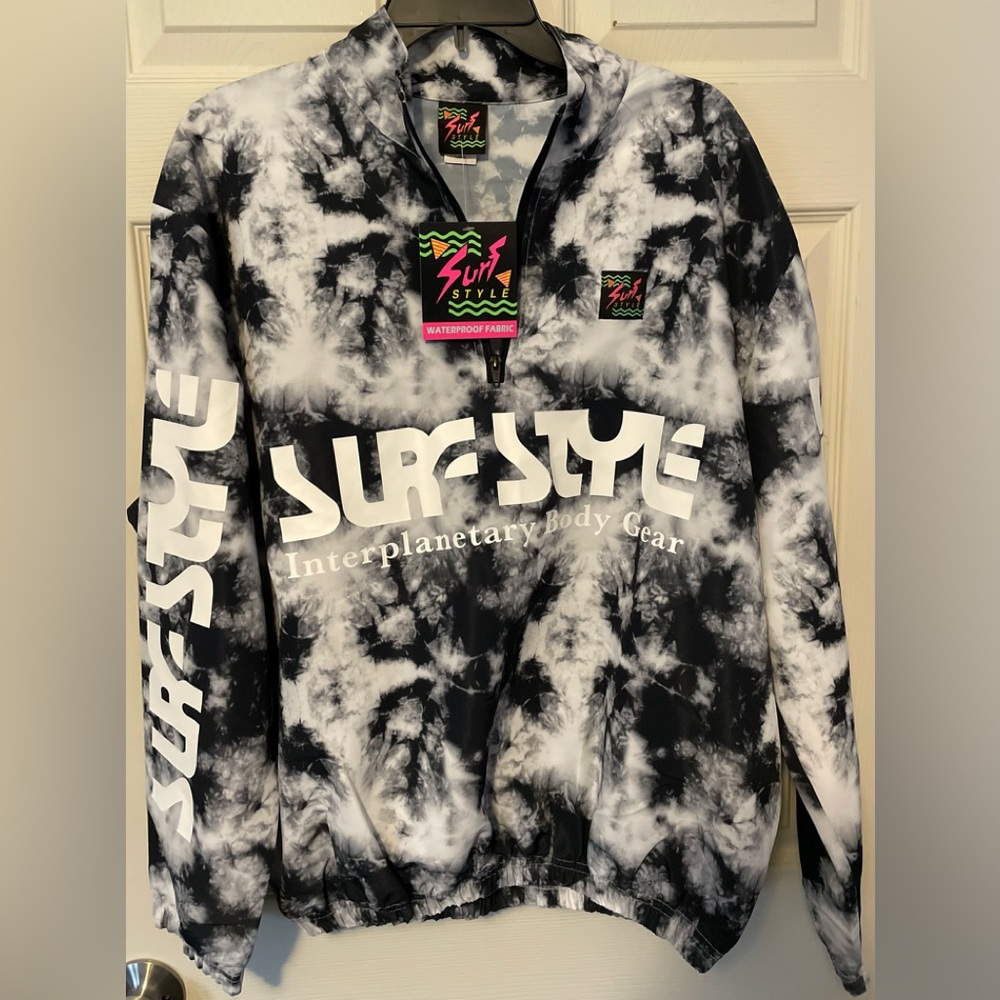 Surf Style Interplanetary Body Gear Wind Breaker Size Mens Large. NWT